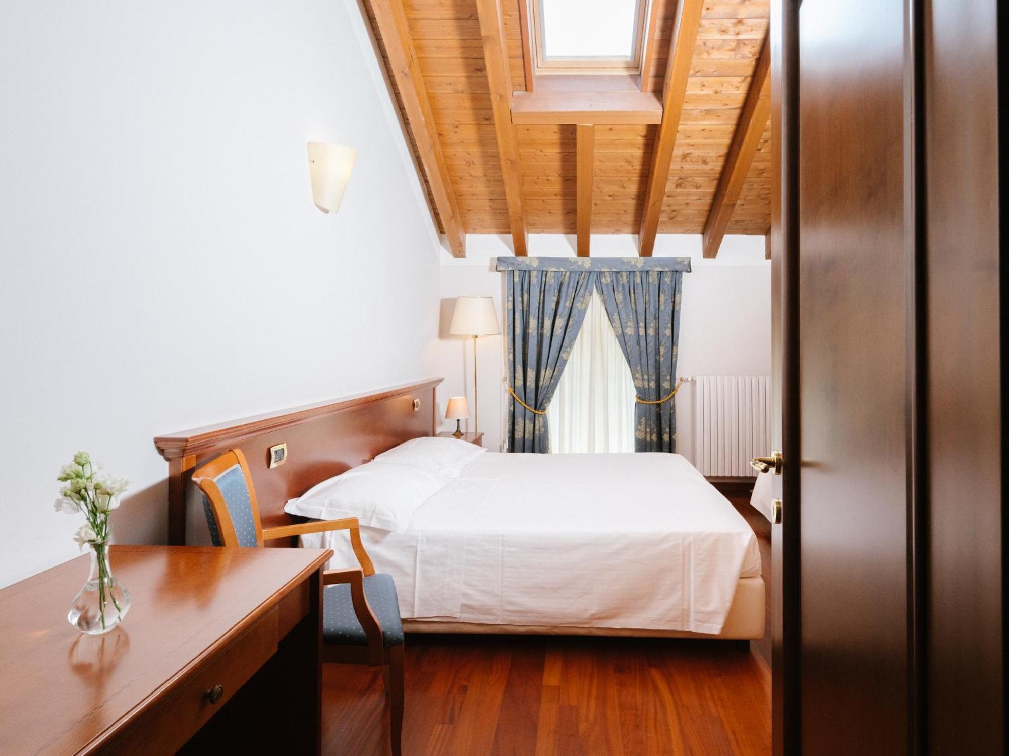 Hotel Centro Paolo VI Brescia Esterno foto